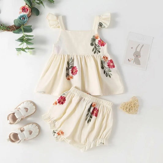 Floral Puff Sleeve Outfit