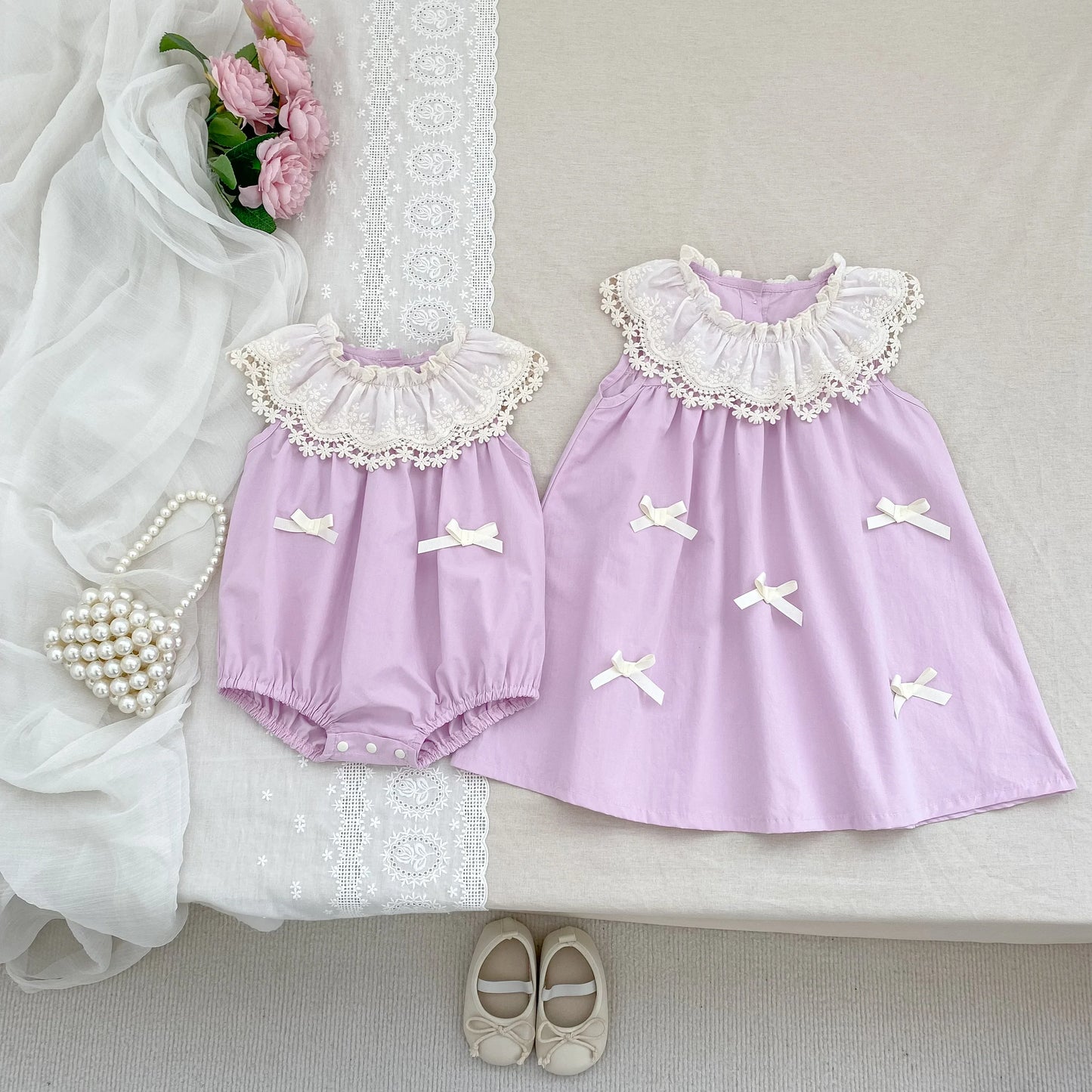 Sisters Lace Petal Collar Outfit