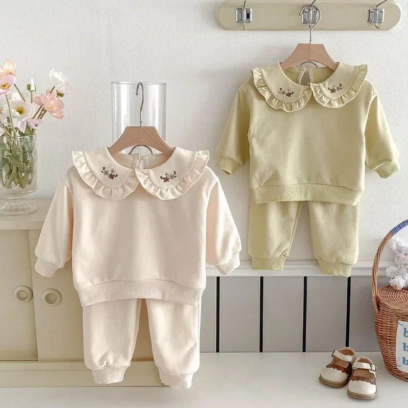 Embroidered Frill Collar Play Set