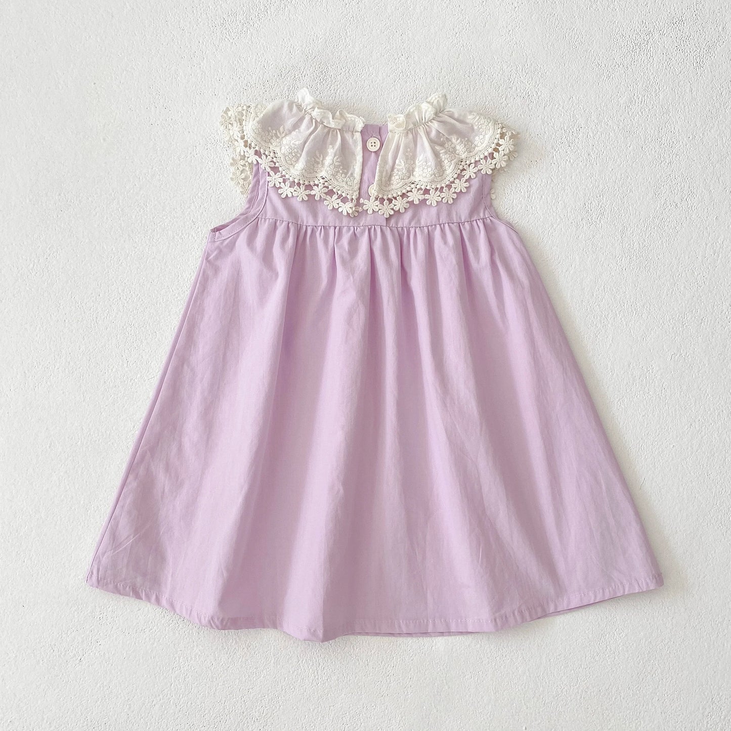 Sisters Lace Petal Collar Outfit