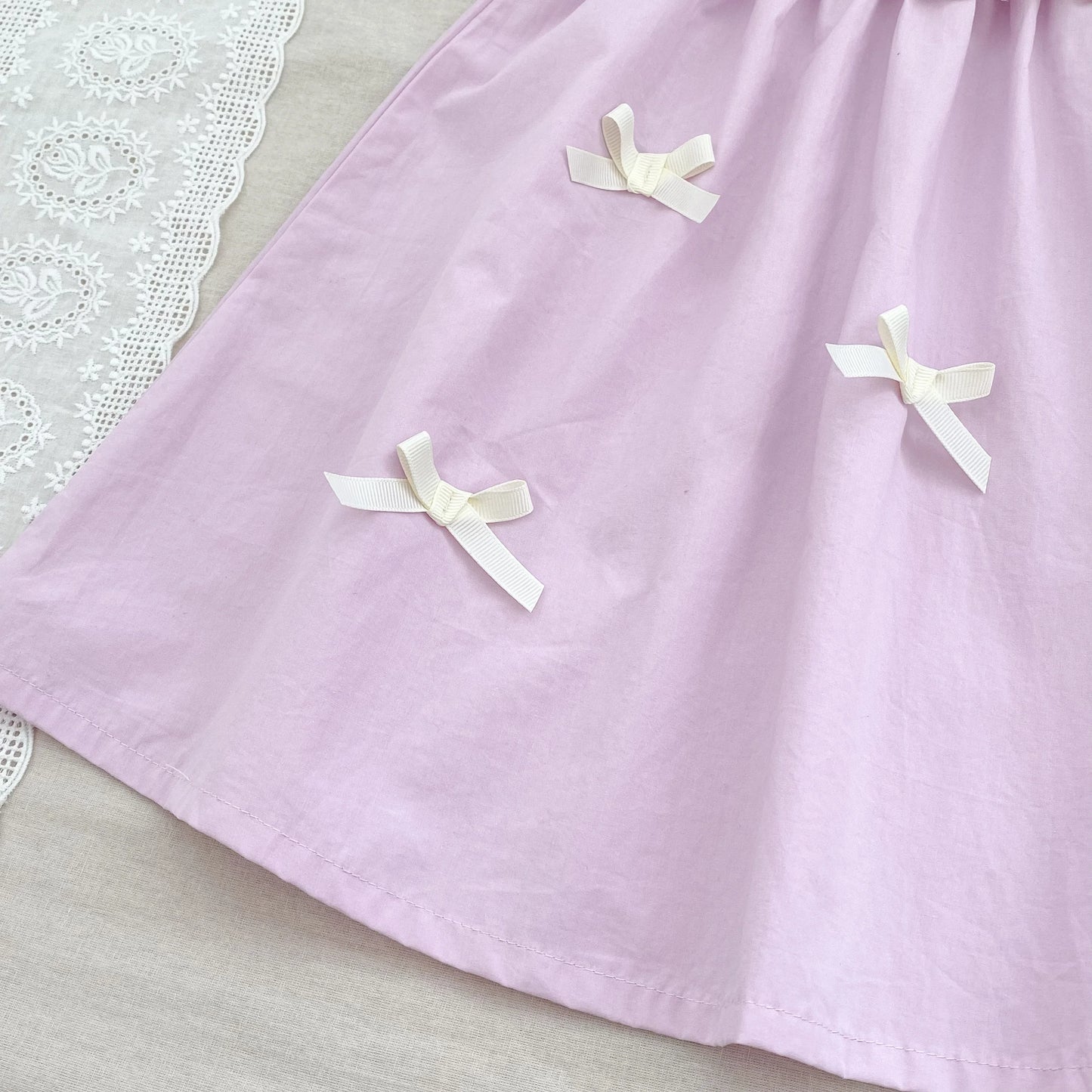 Sisters Lace Petal Collar Outfit