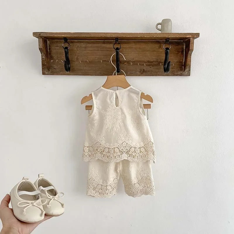 Lace Sleeveless Pants Set