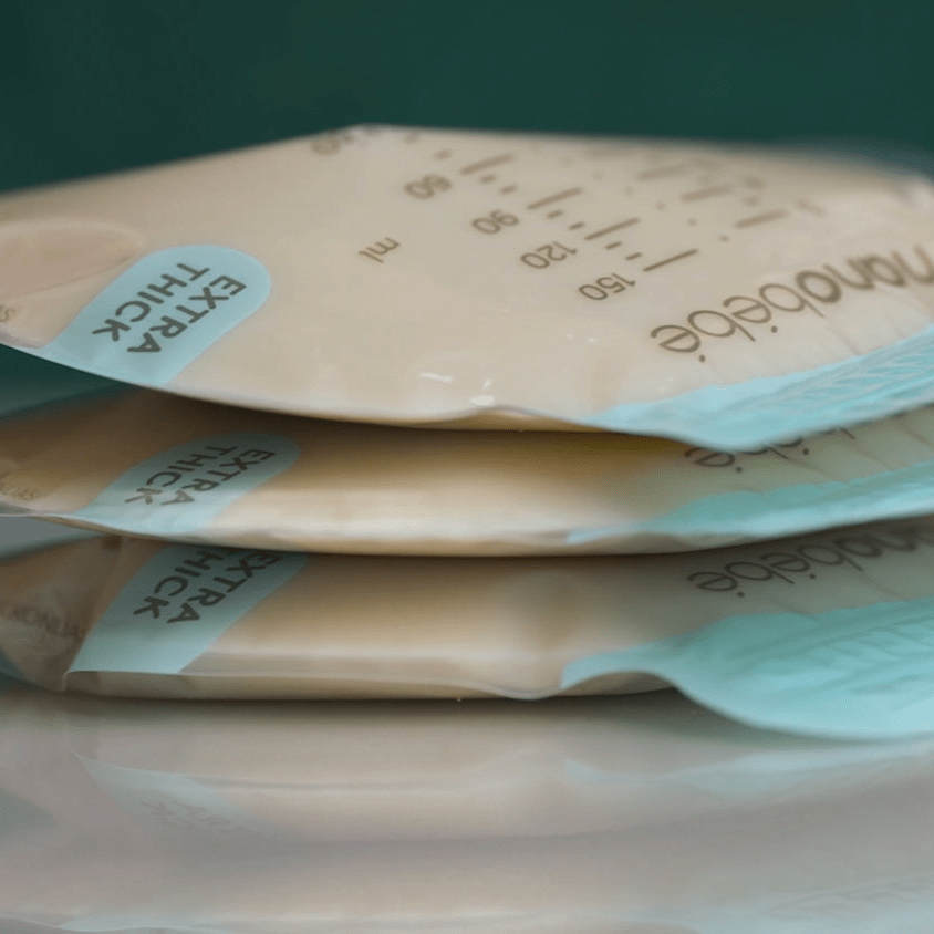 Breast Milk Storage Bags & Organizer by Nanobébé US