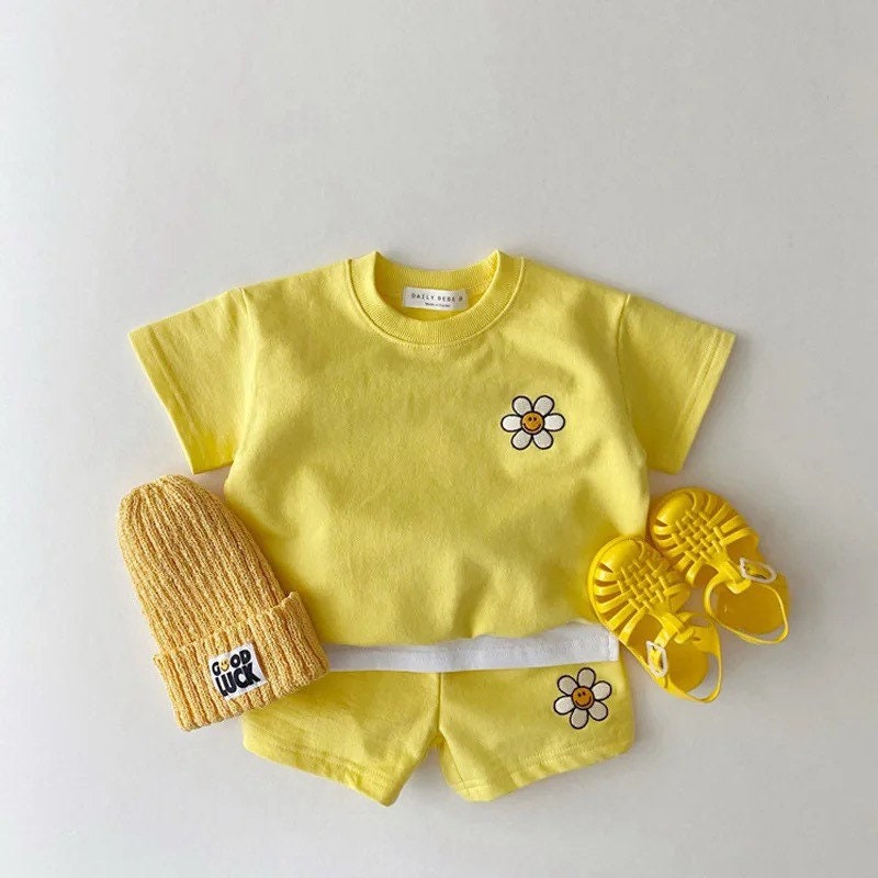 Daisy Print Shorts Jogger Set